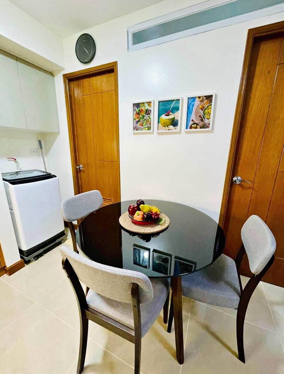 Apartment For Rent in Pasay Rotonda