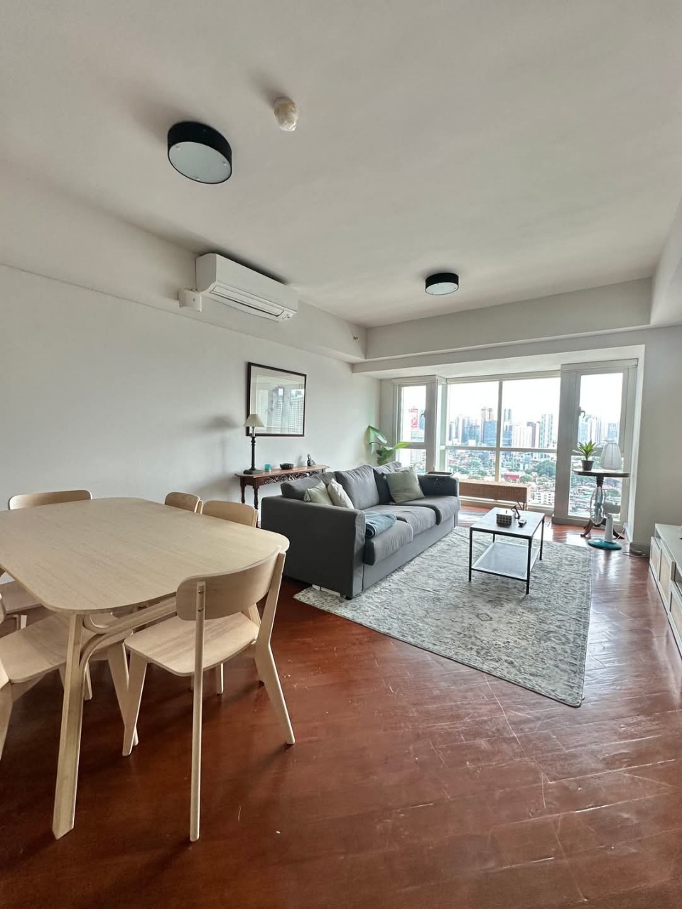 Apartment For Rent in Rockwell
