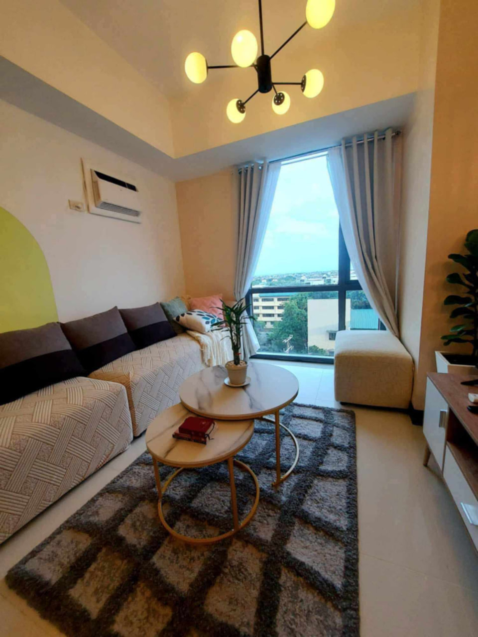 Condo For Sale in McKinley Hill