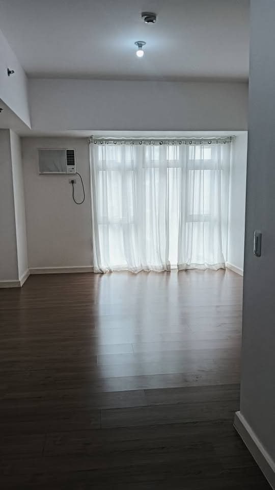Condo For Rent in Western Bicutan