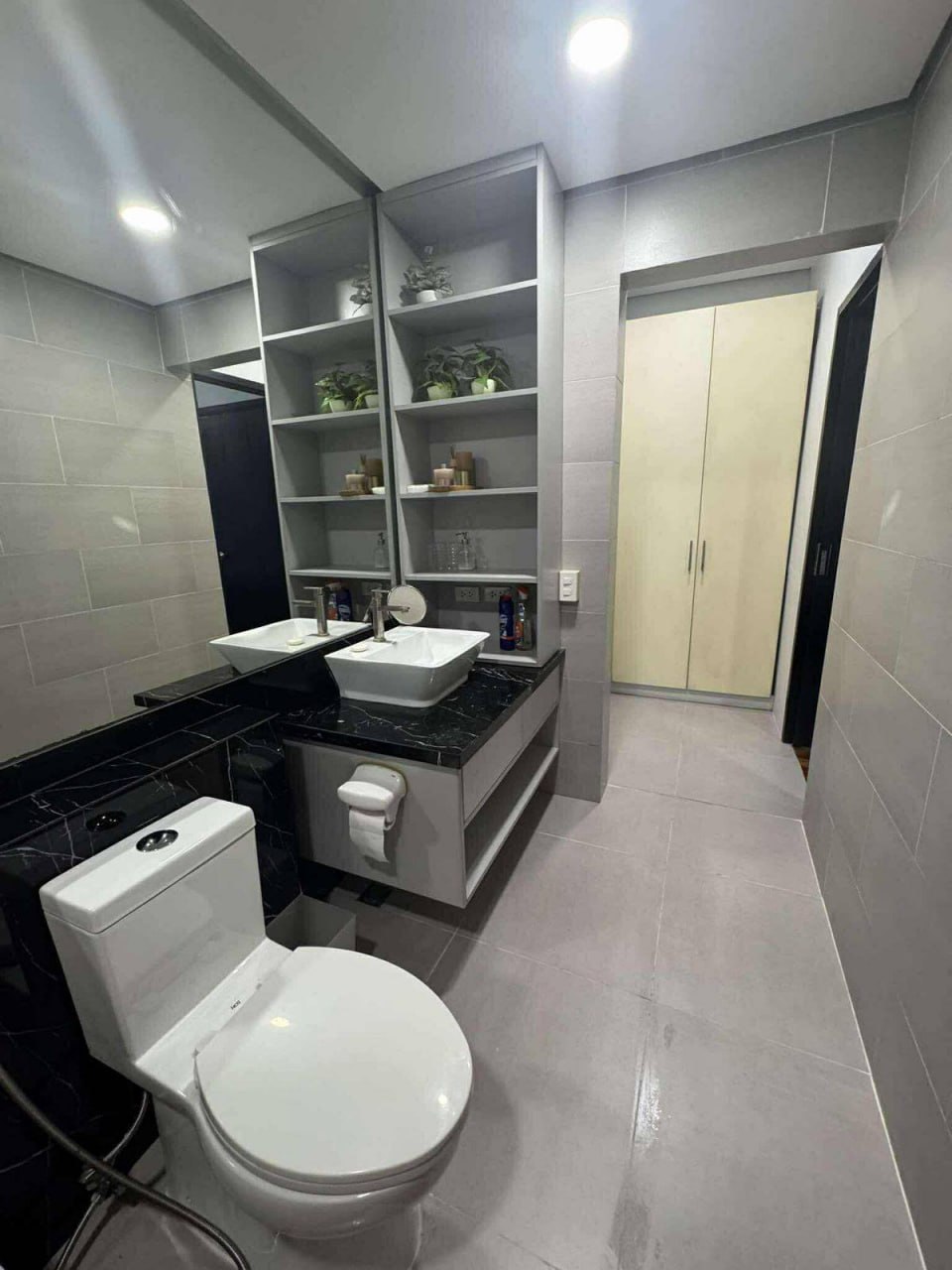 ONE SERENDRA