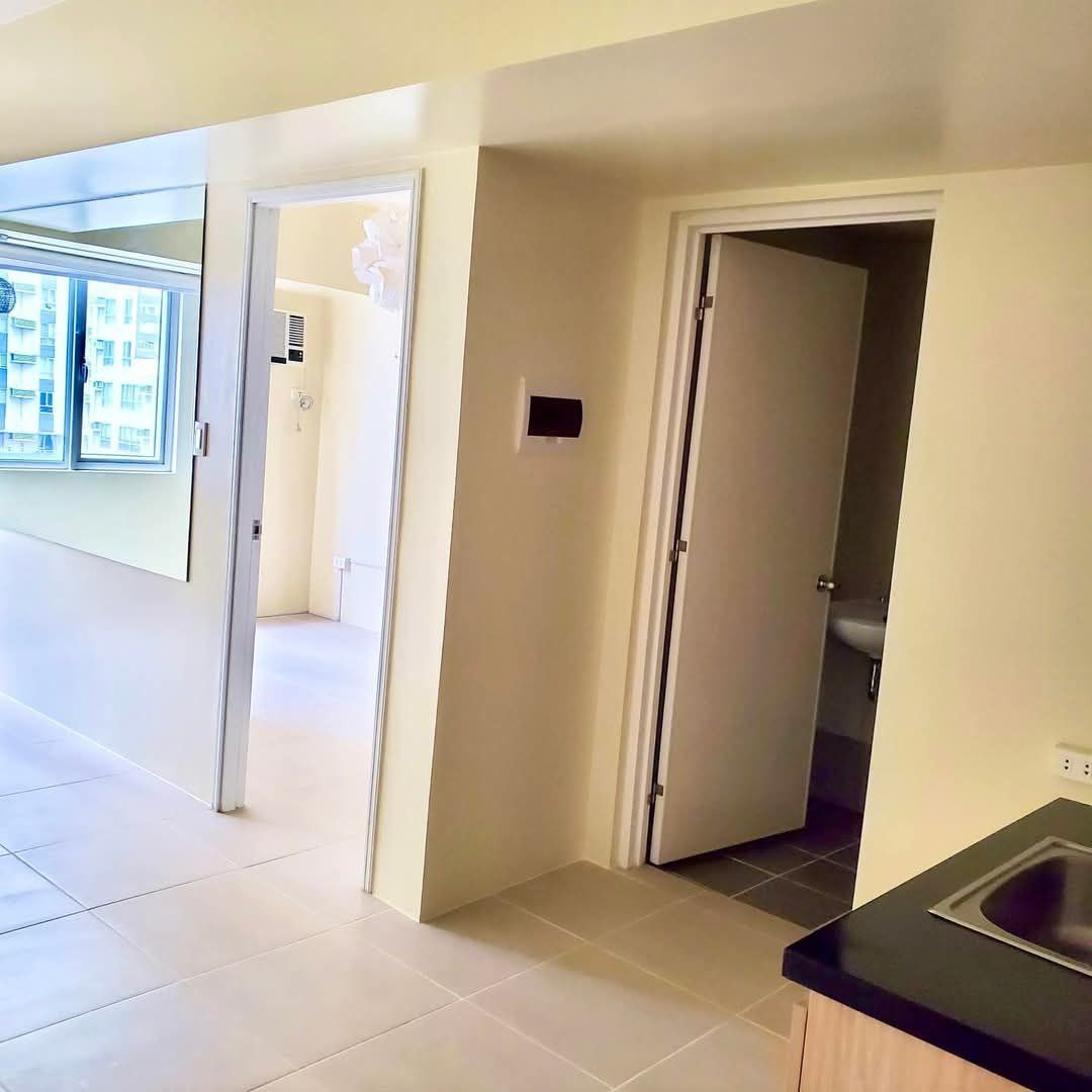 Apartment For Sale in Bonifacio Global City