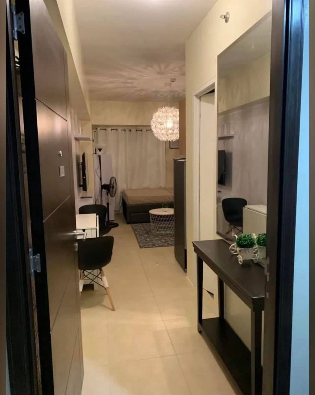 Apartment For Sale in Diliman