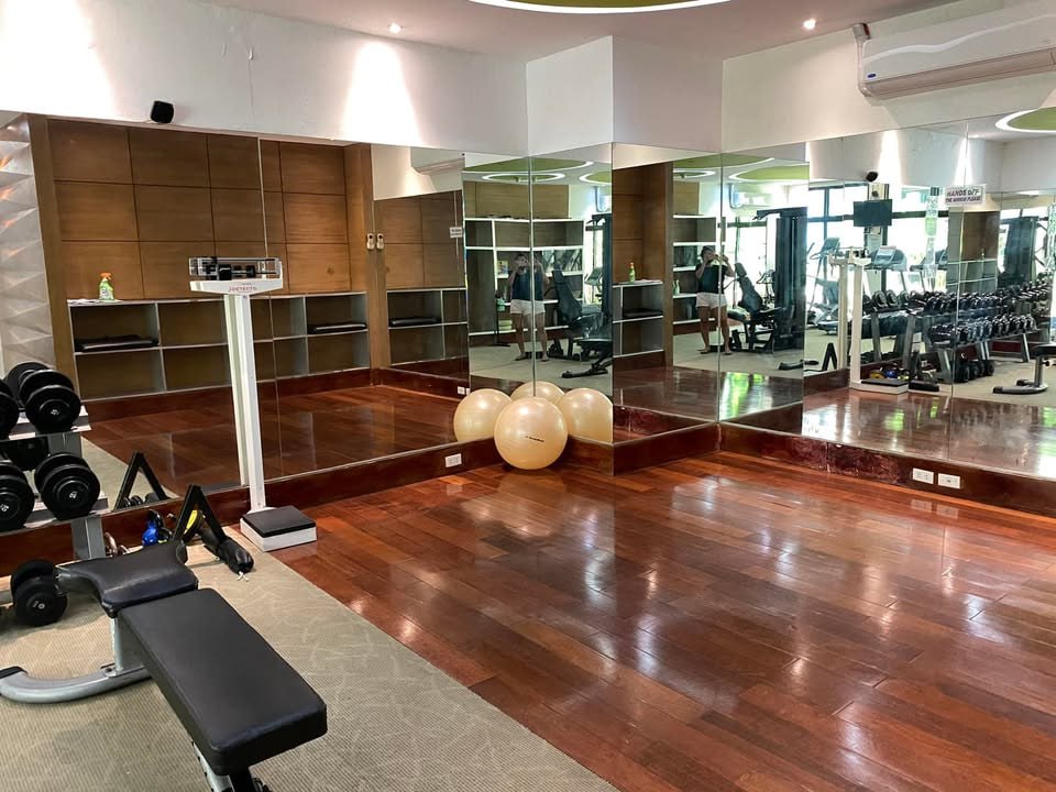 GRAND SOHO MAKATI