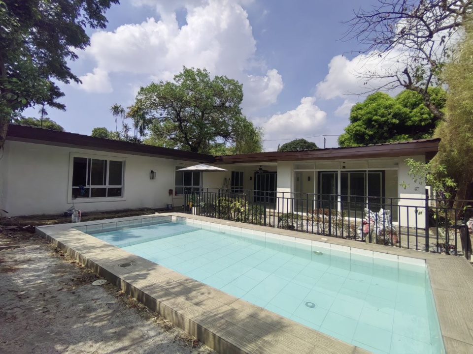 Villa For Rent in Dasmariñas