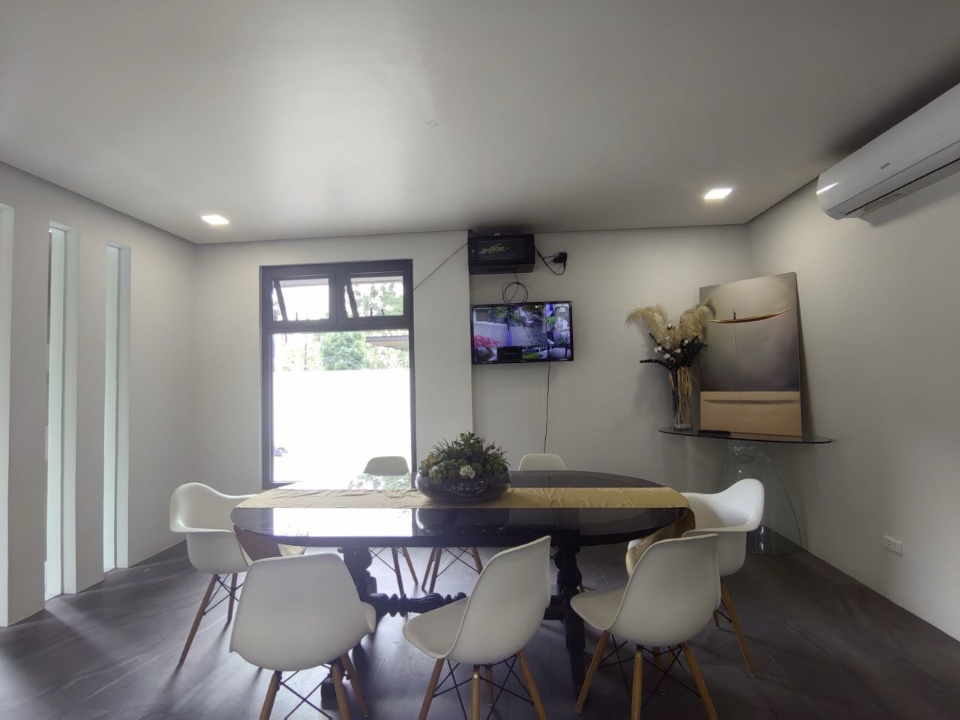 Apartment For Rent in Ayala Alabang