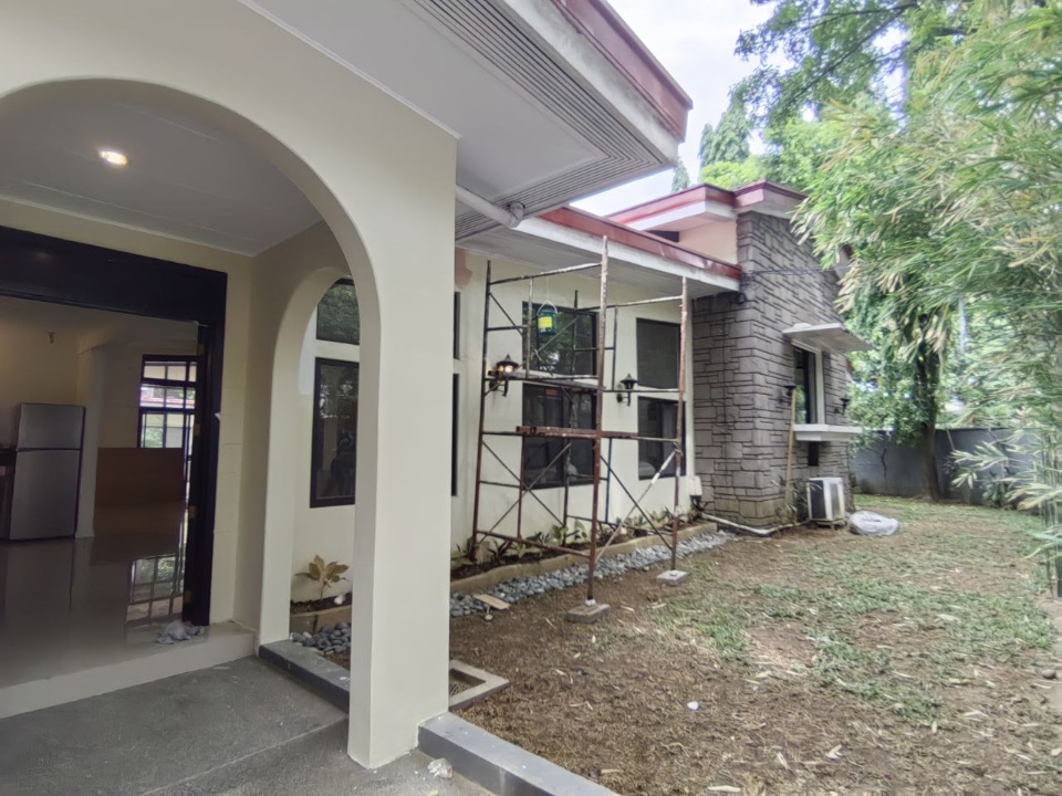 Villa For Rent in San Lorenzo