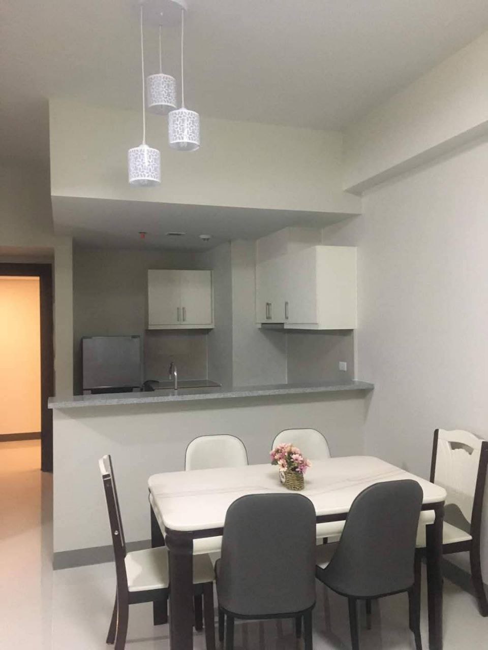 UPTOWN PARKSUITES