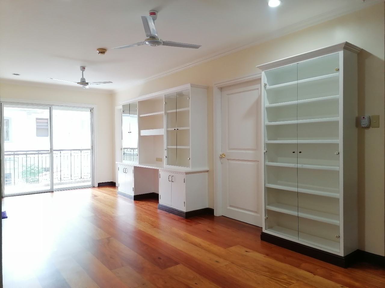 Villa For Rent in Dasmariñas