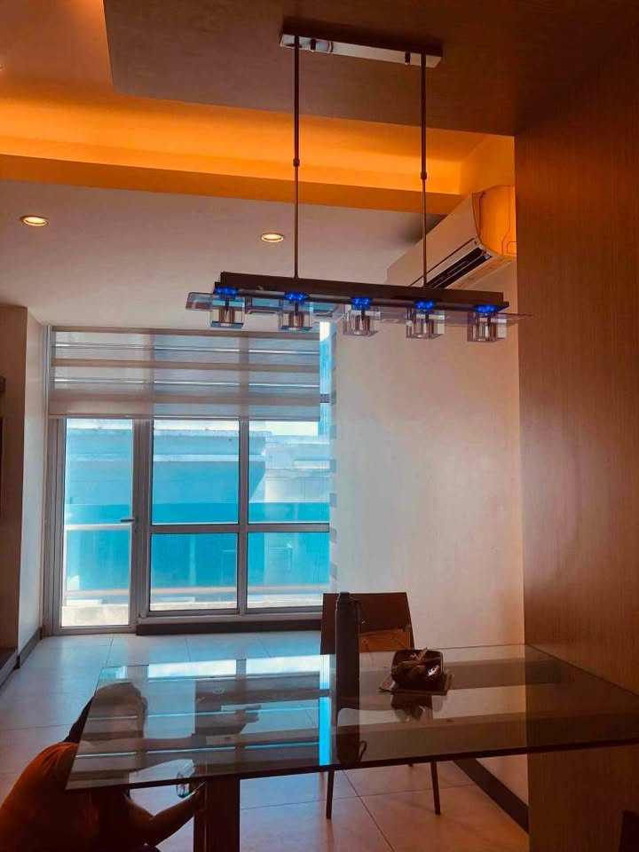 Apartment For Sale in Bonifacio Global City