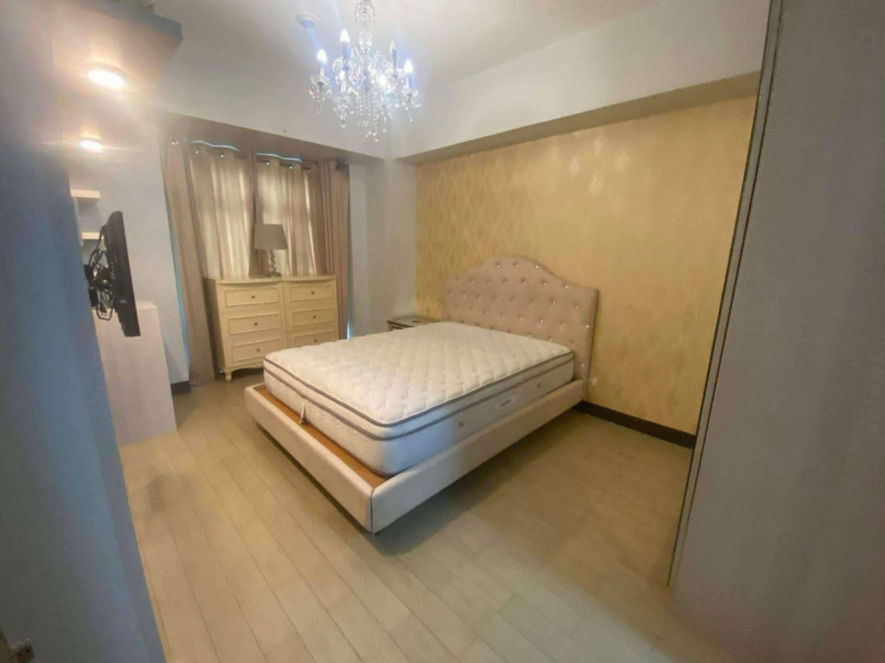 PARKSIDE VILLAS RESIDENCE