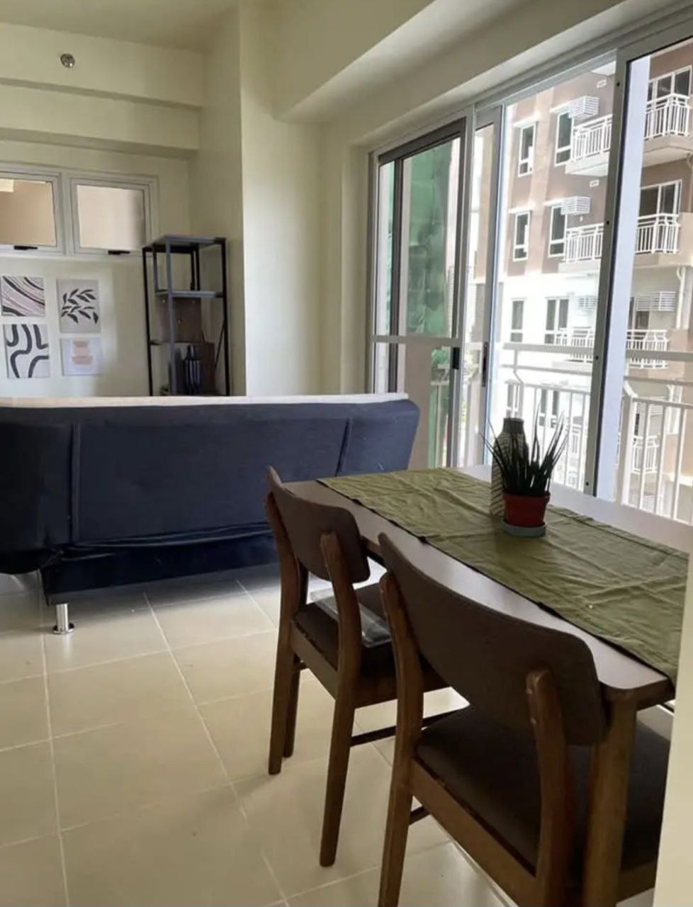 Apartment For Rent in Kapitolyo