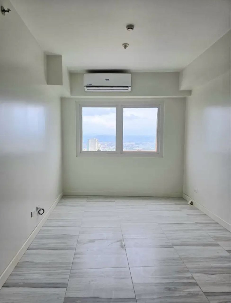 Apartment For Sale in Kapitolyo