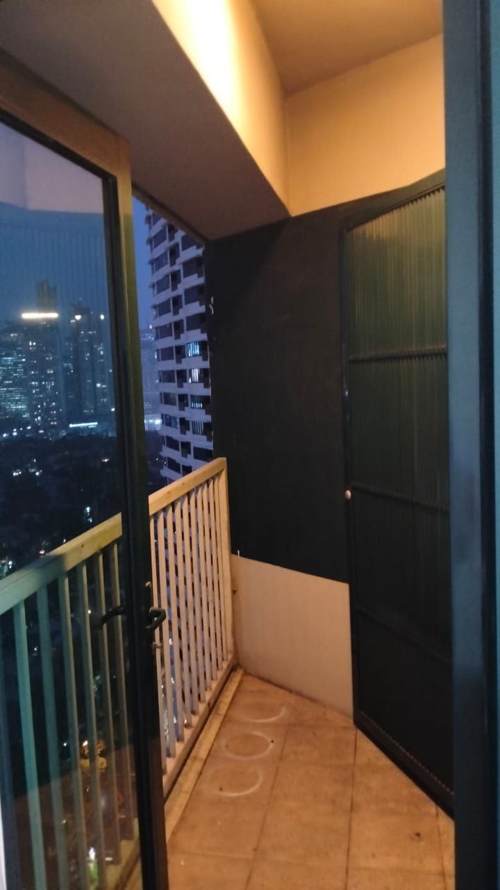 ONE ROCKWELL EAST