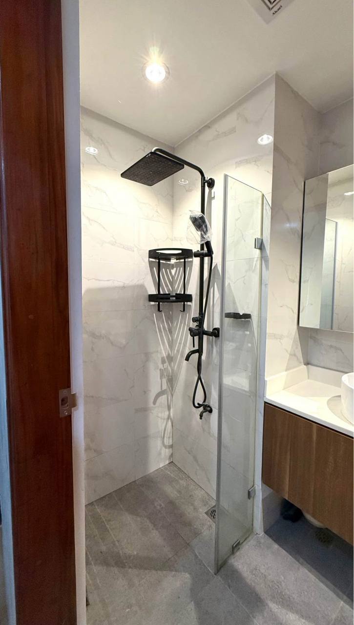 Apartment For Sale in Project 8