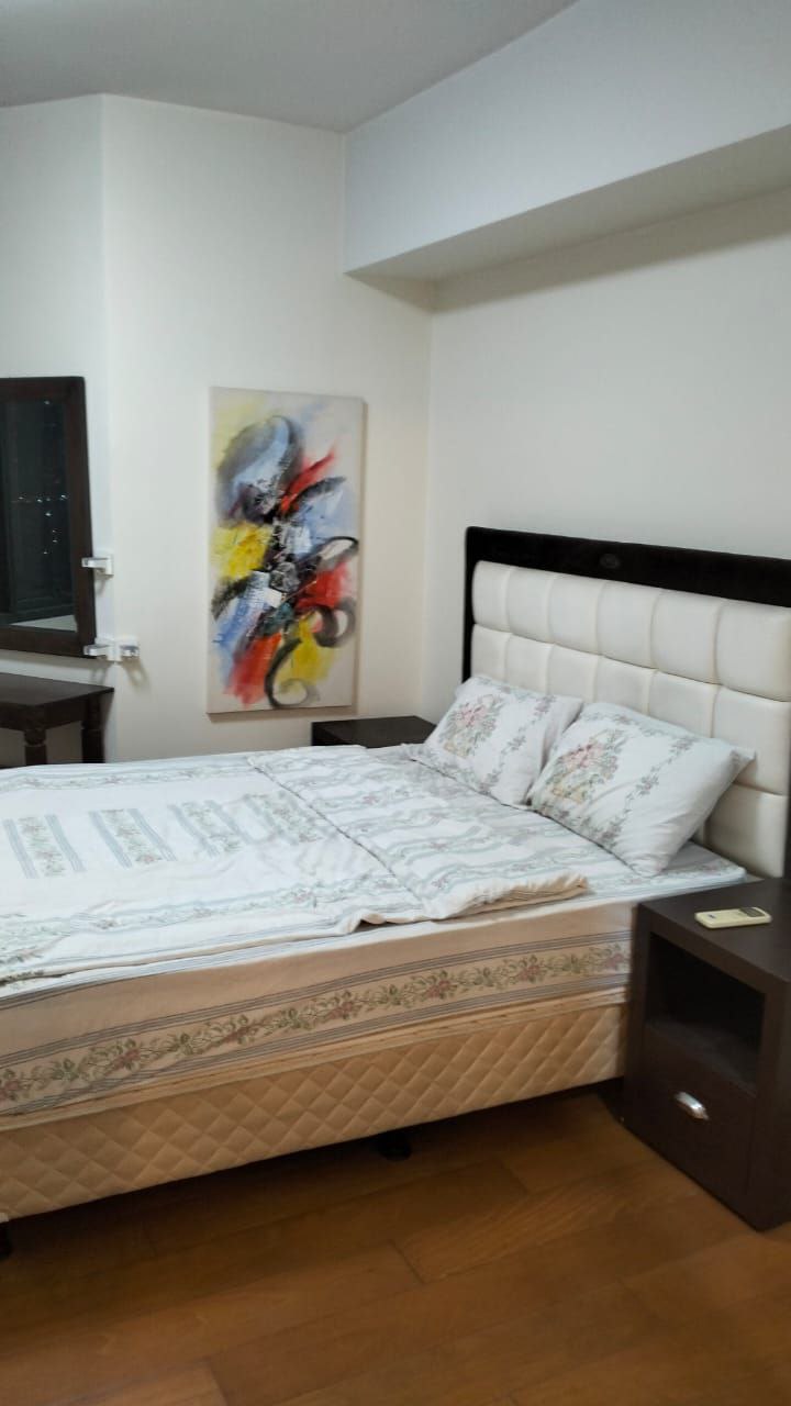 ONE ROCKWELL EAST