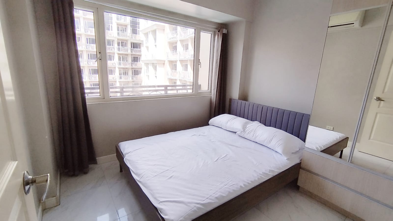 Monarch Parksuites