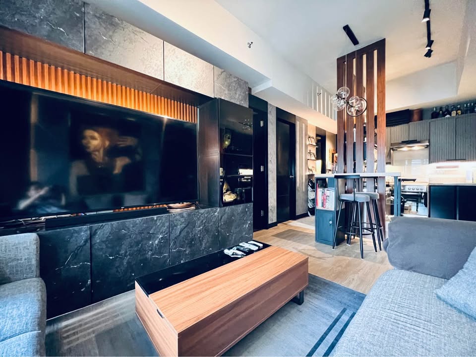 The Infinity, BGC