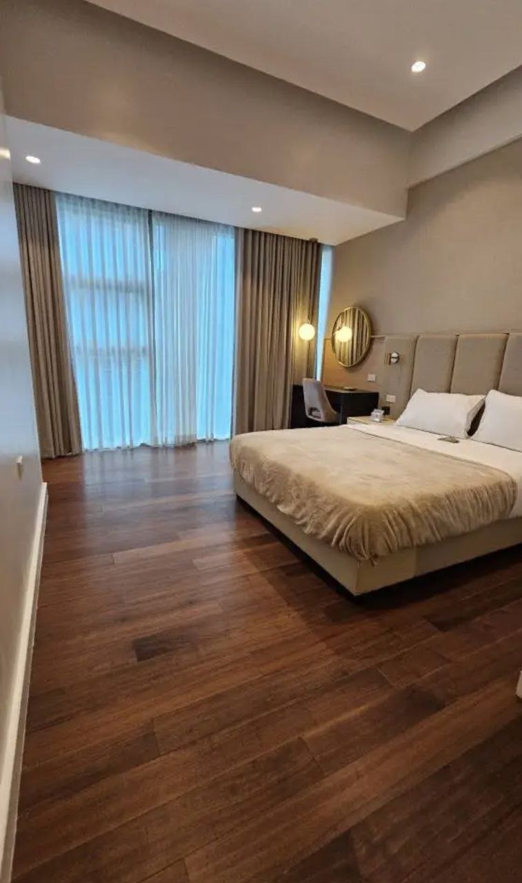 GRAND HYATT MANILA  RESIDENCES