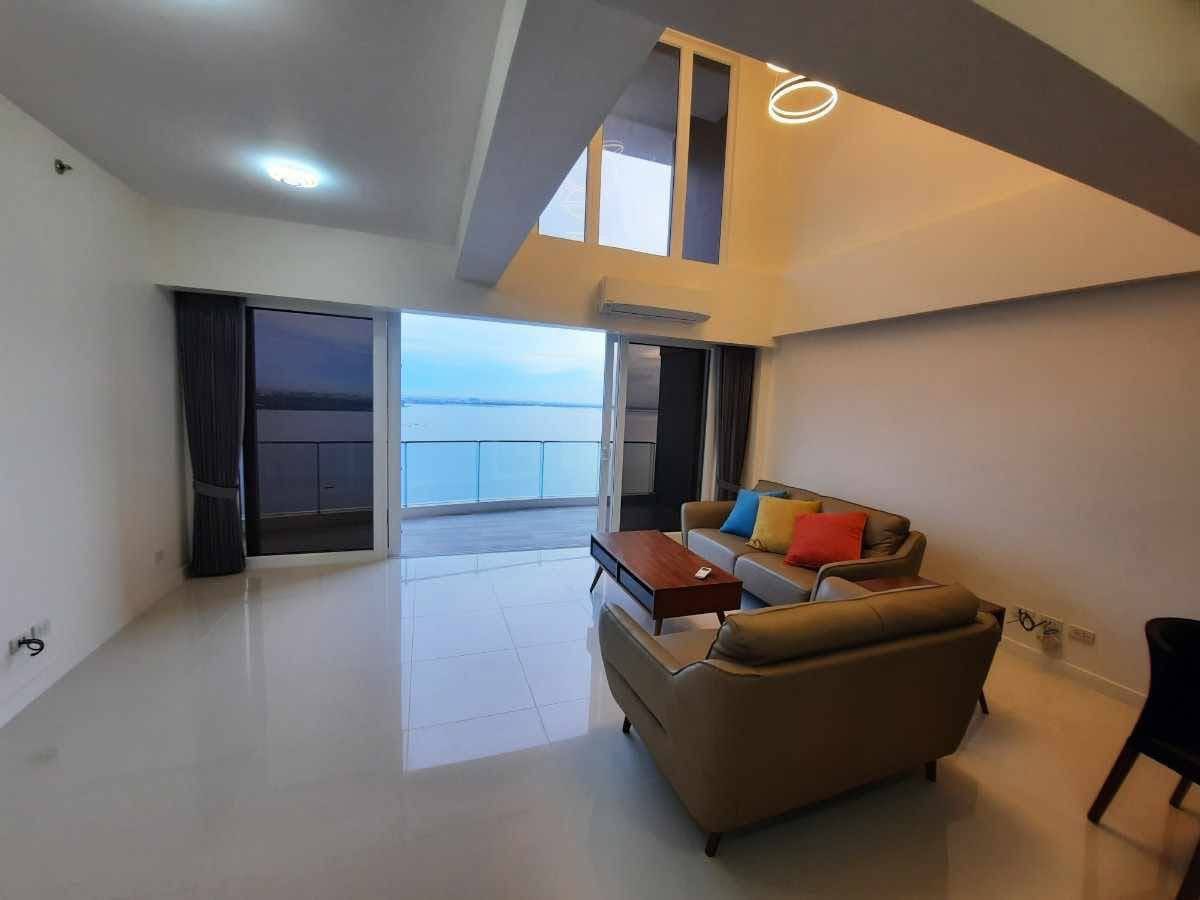 Condo For Rent in Tambo
