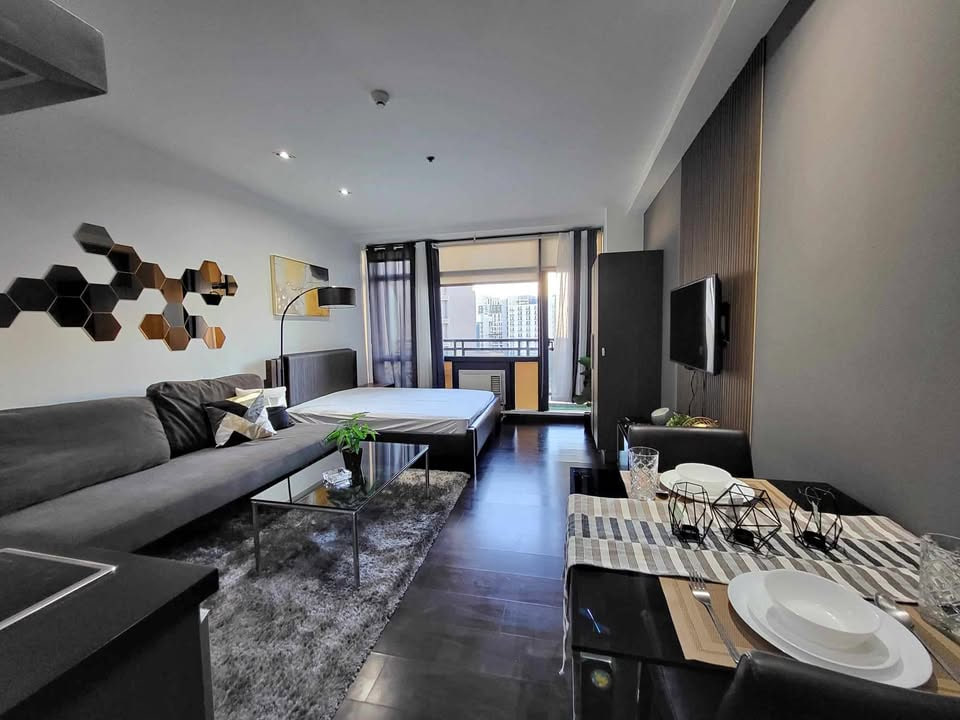 Condo For Rent in Poblacion