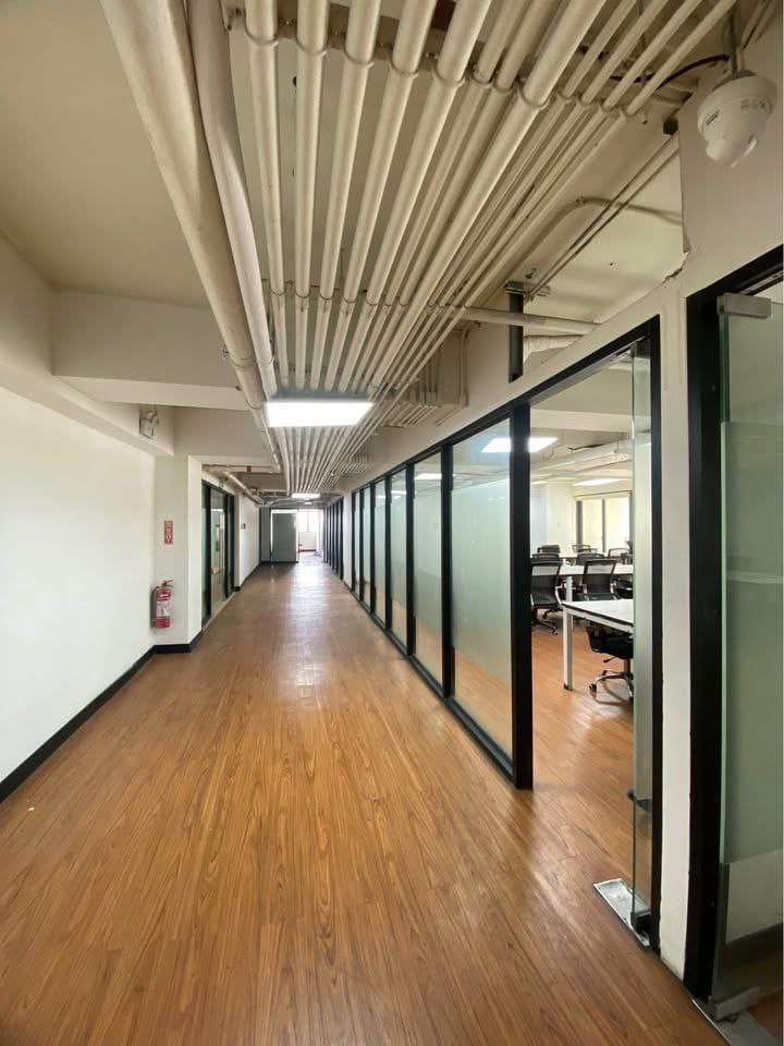Office For Rent in Tambo
