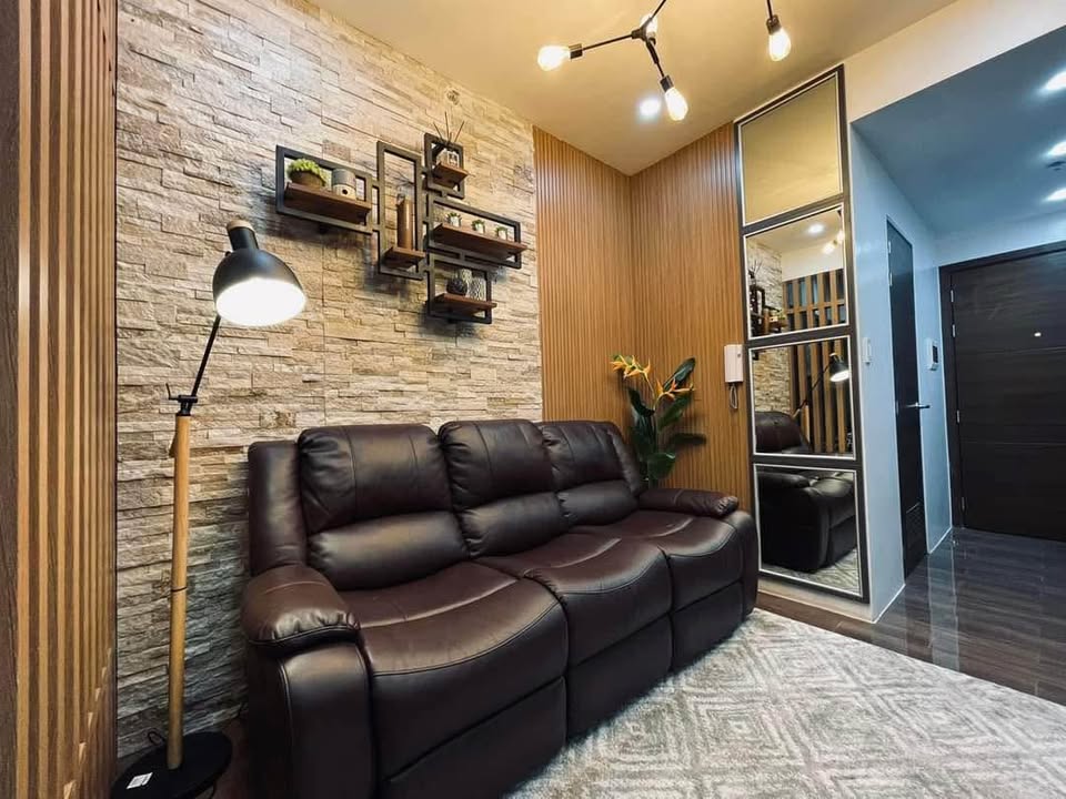 AIR RESIDENCES