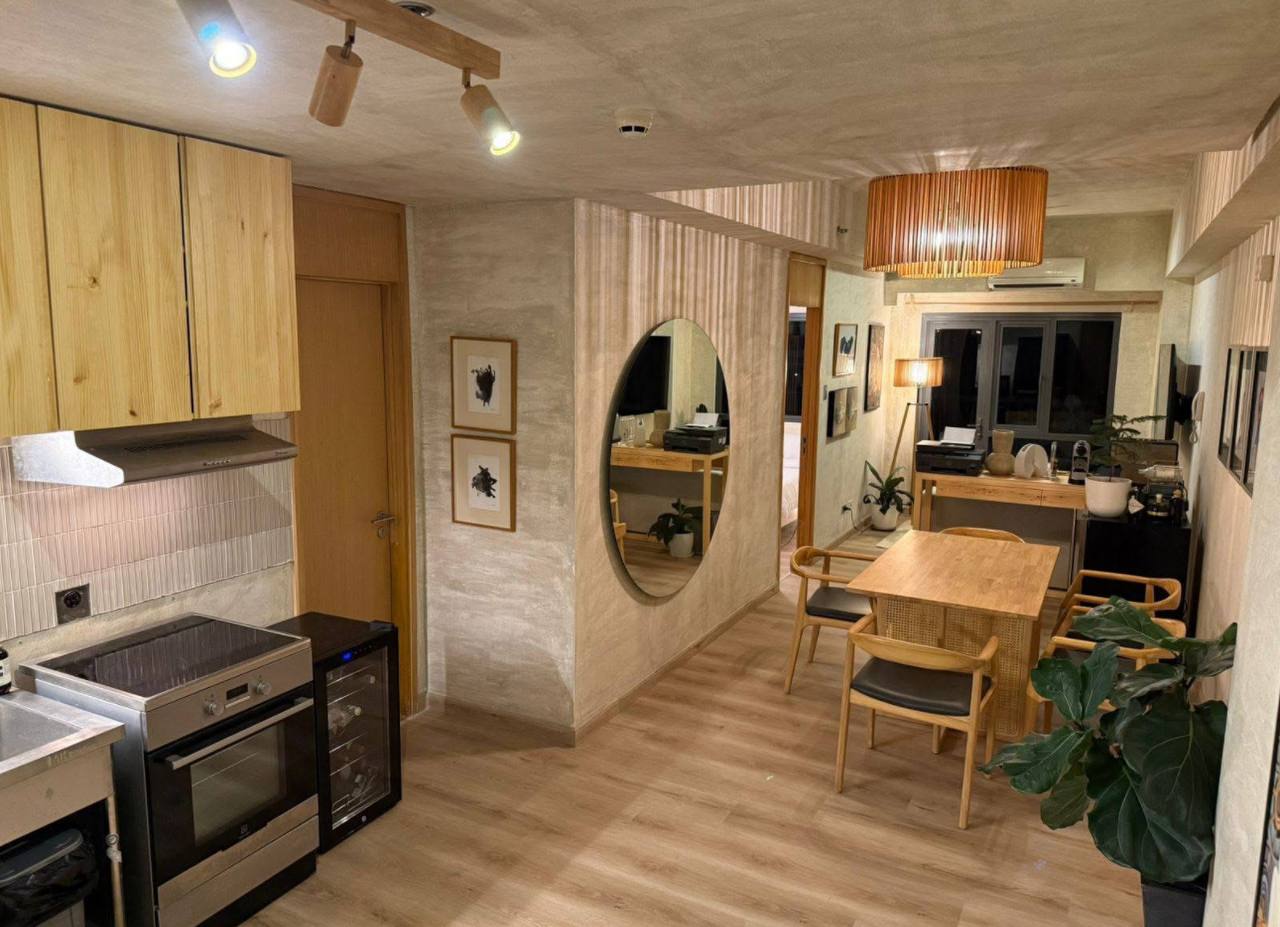 Apartment For Sale in Pasay Rotonda