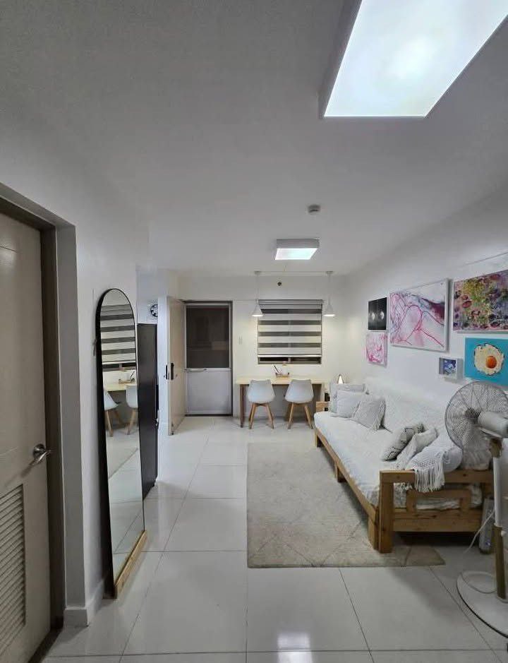 Apartment For Sale in Bicutan