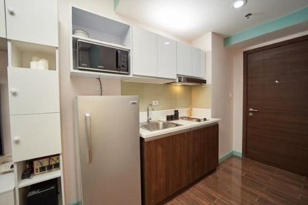 AIR RESIDENCES