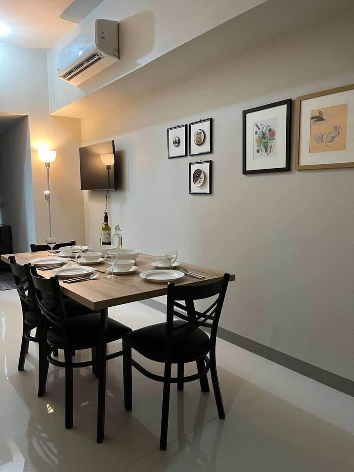 Apartment For Sale in Bonifacio Global City