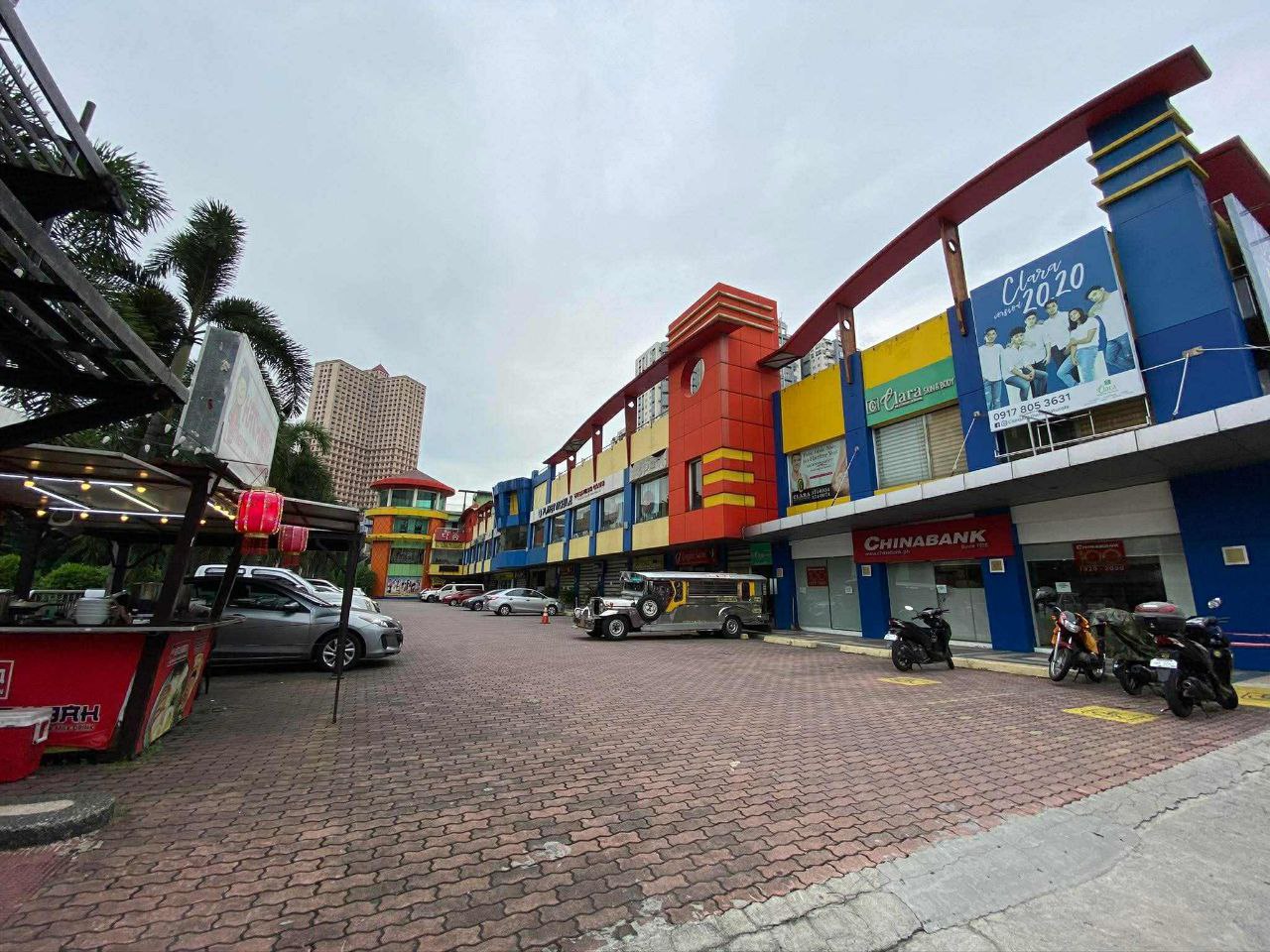SUNSHINE BOULEVARD PLAZA