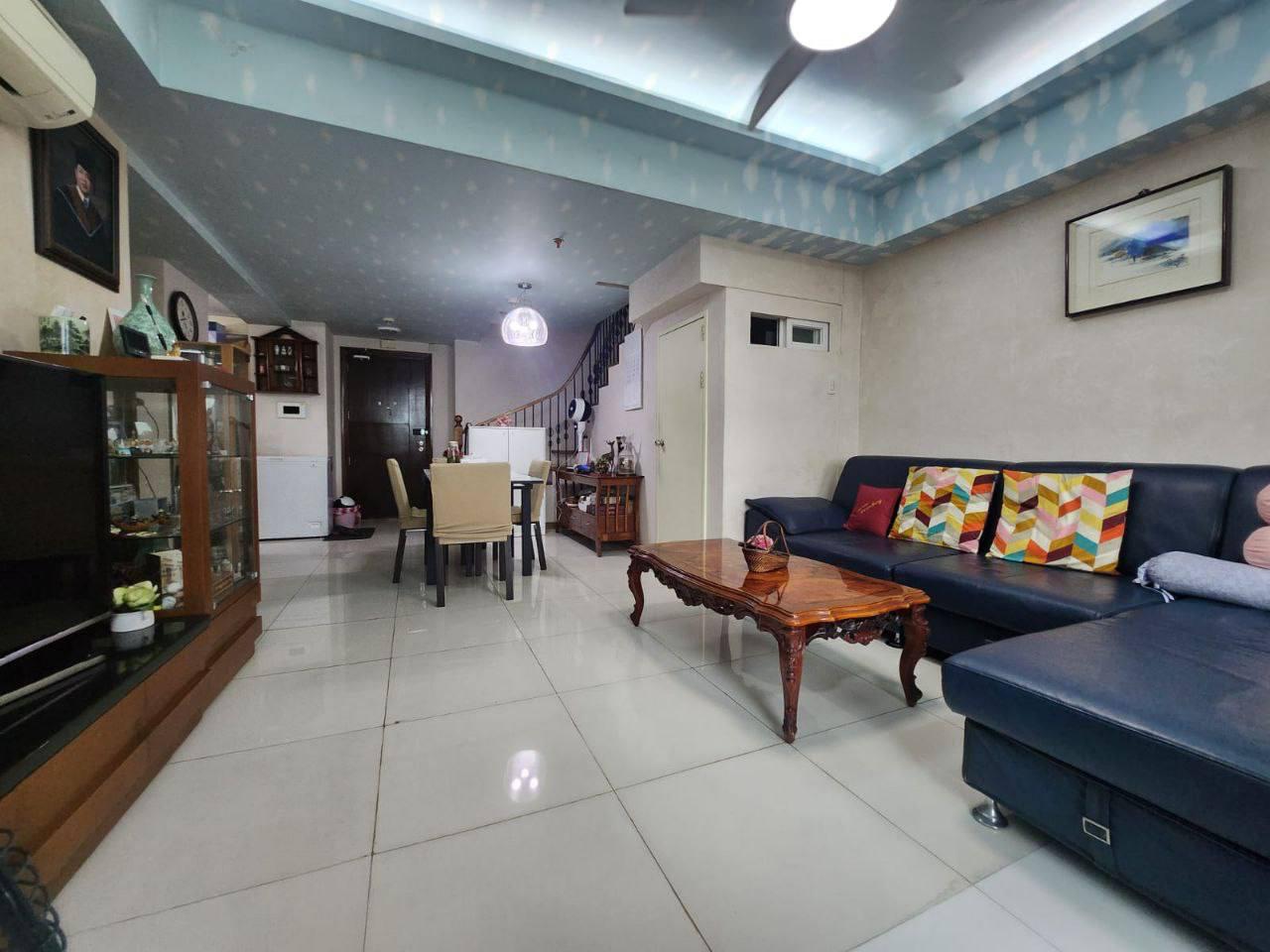 Condo For Sale in McKinley Hill