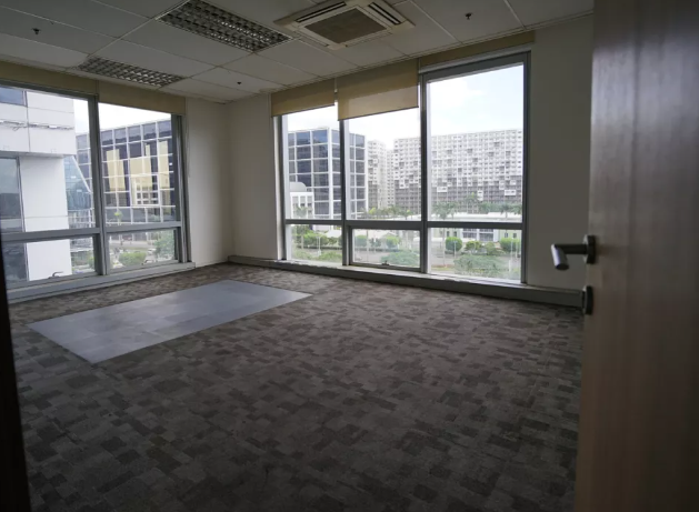 Office For Rent in Pasay Rotonda