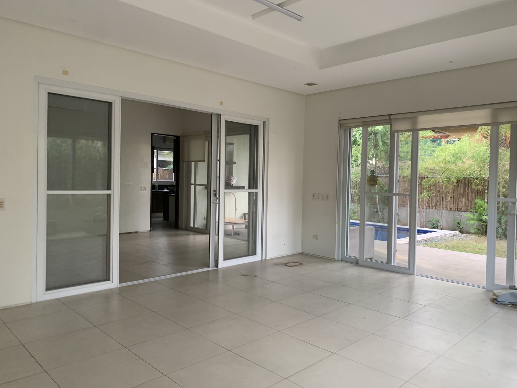 Apartment For Rent in Ayala Alabang
