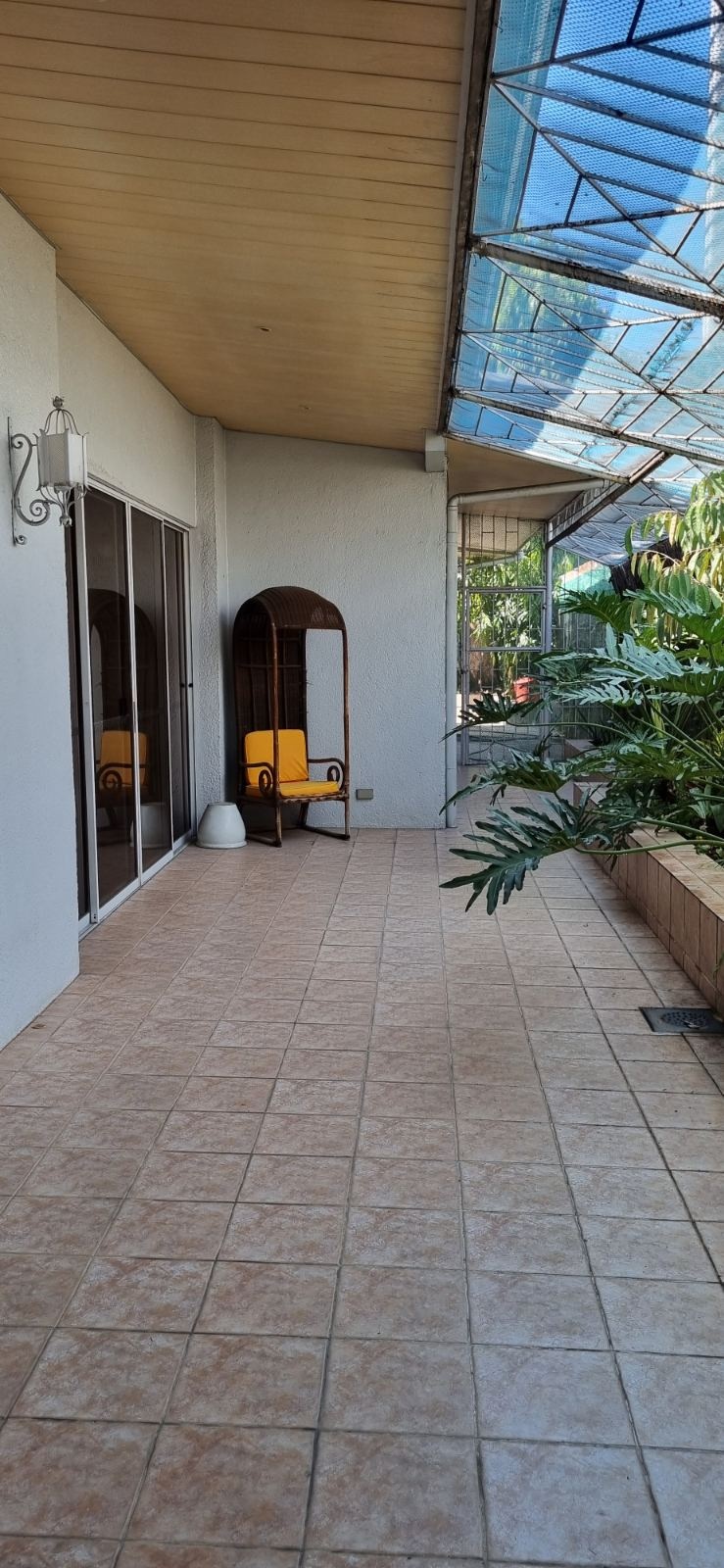 Apartment For Rent in Bel-Air
