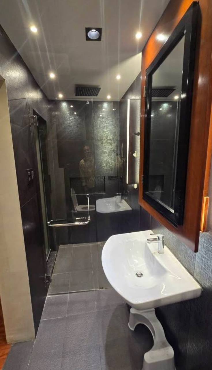 WESTDALE RESIDENCES 
