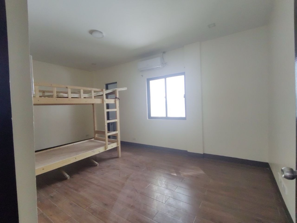 Apartment For Rent in Tambo