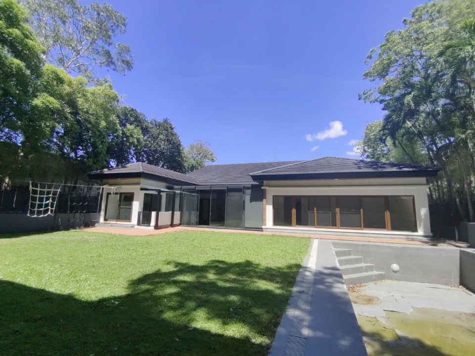 Villa For Rent in Dasmariñas