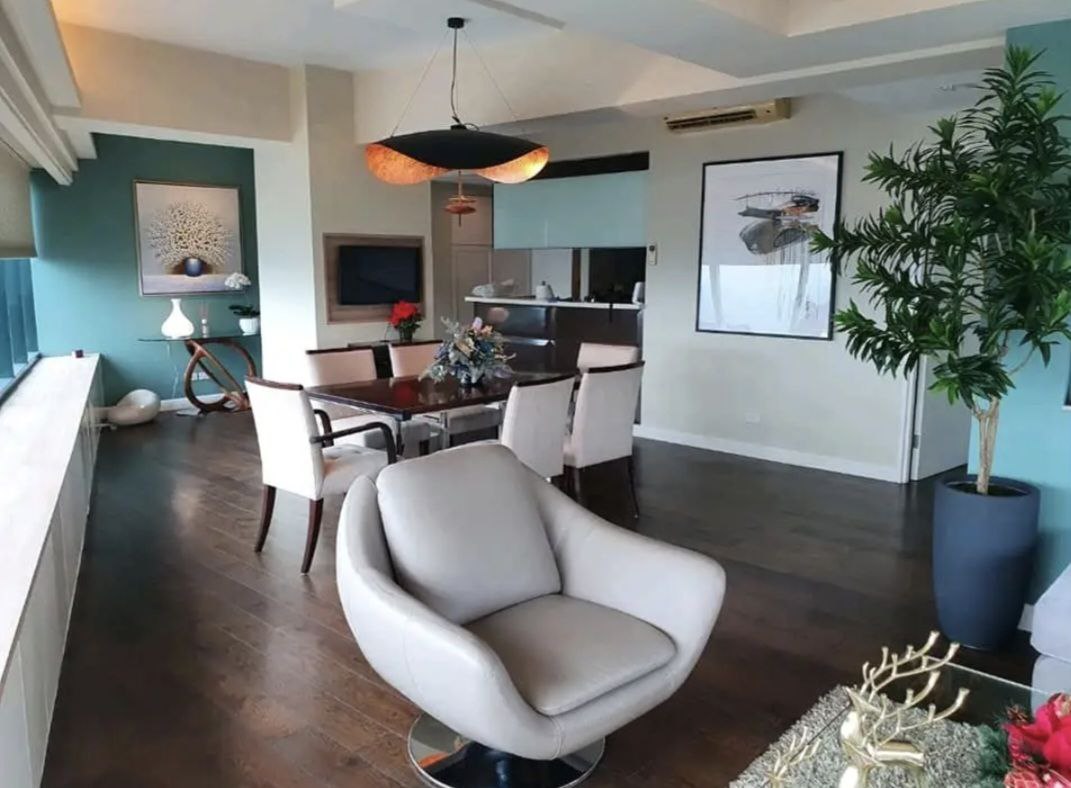 ONE ROCKWELL EAST