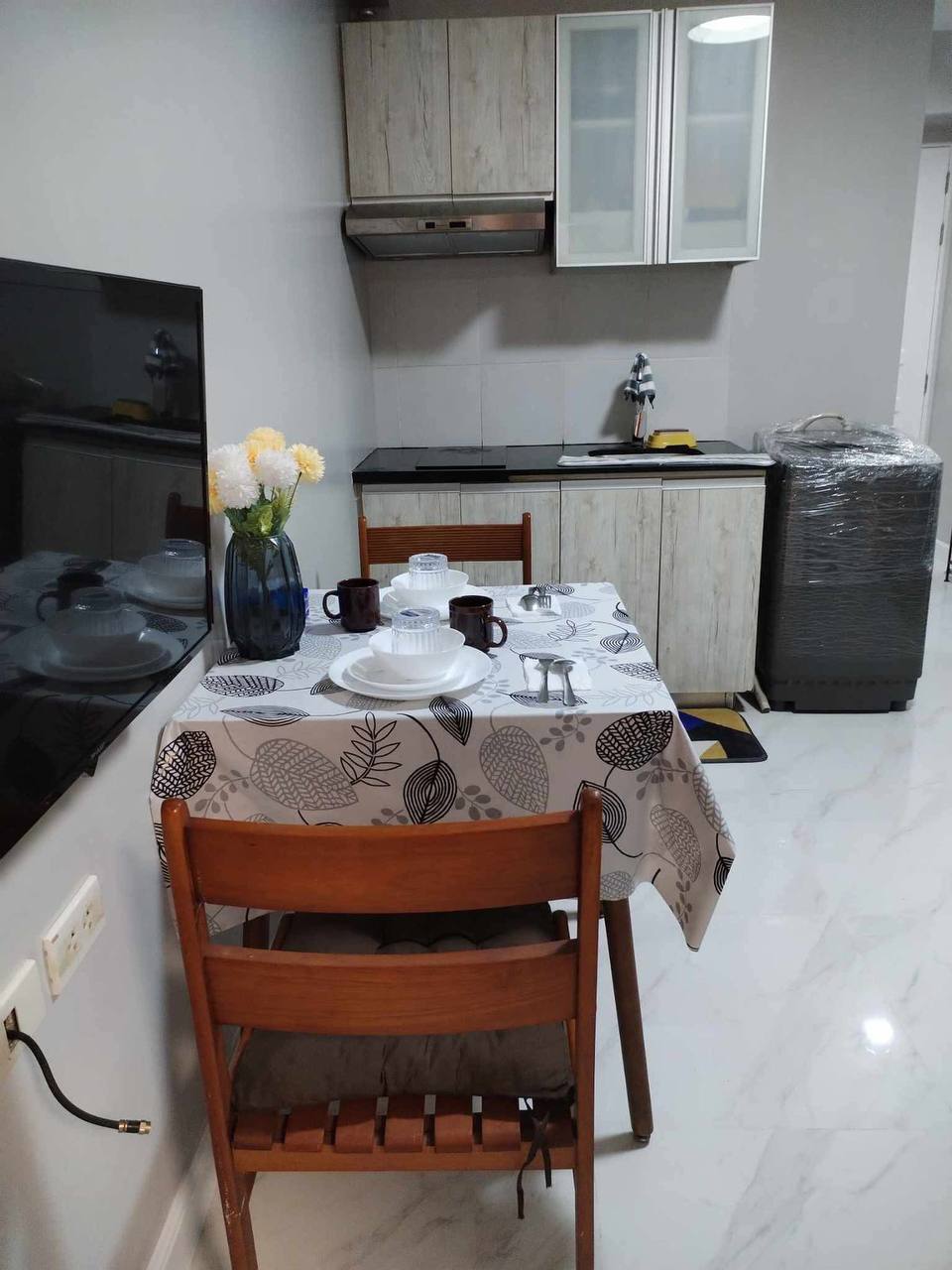 Monarch Parksuites