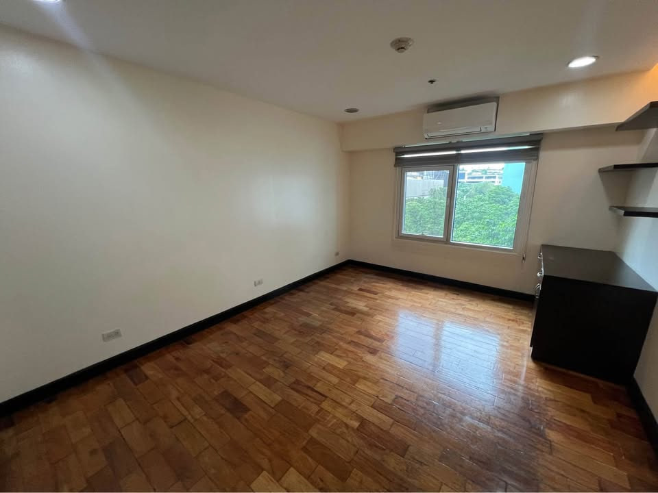 ONE SERENDRA