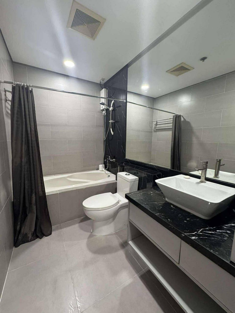 ONE SERENDRA