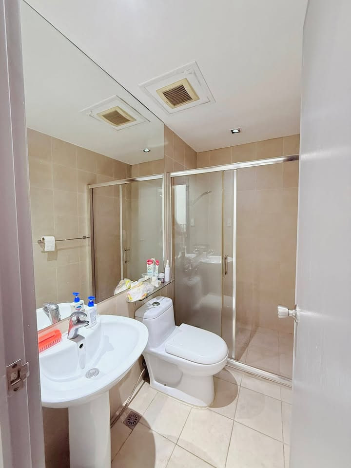 GRAMERCY RESIDENCES