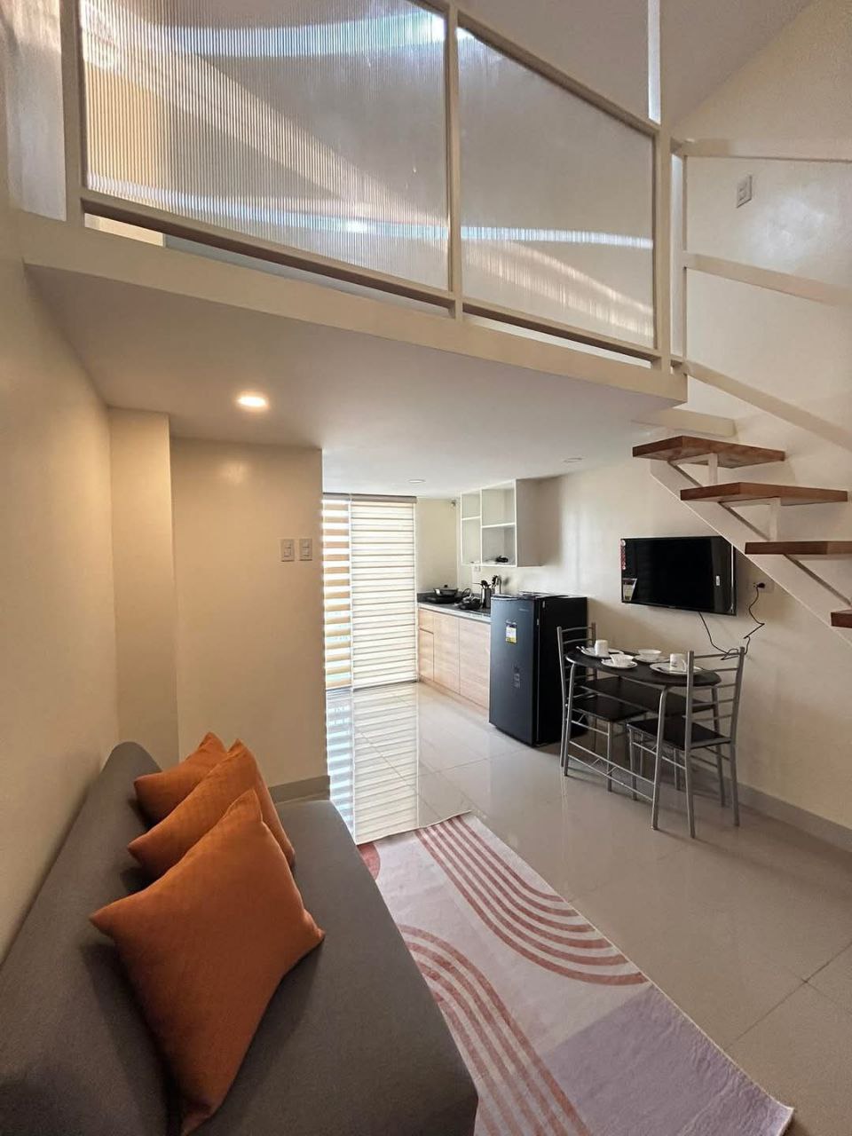 Apartment For Rent in Plainview