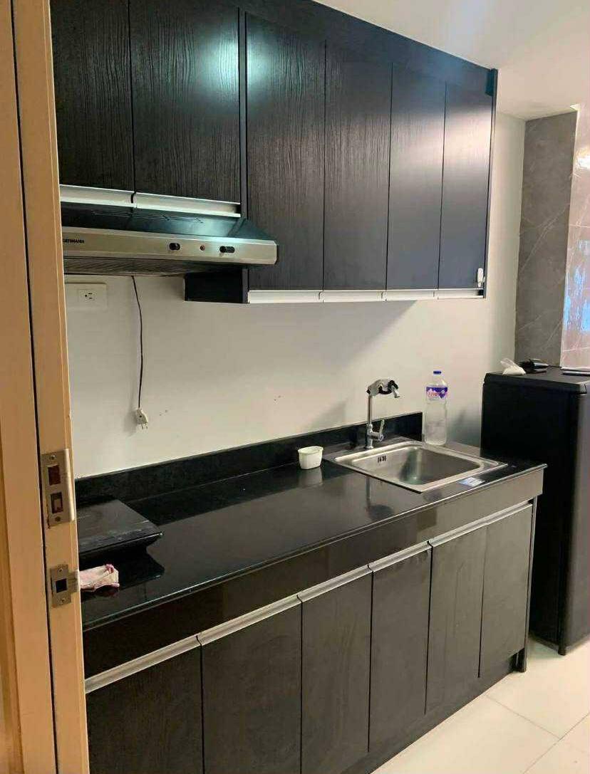 Apartment For Sale in Diliman