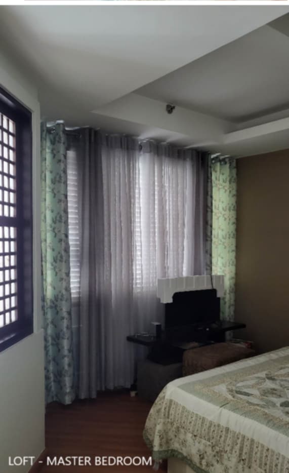 Condo For Sale in McKinley Hill