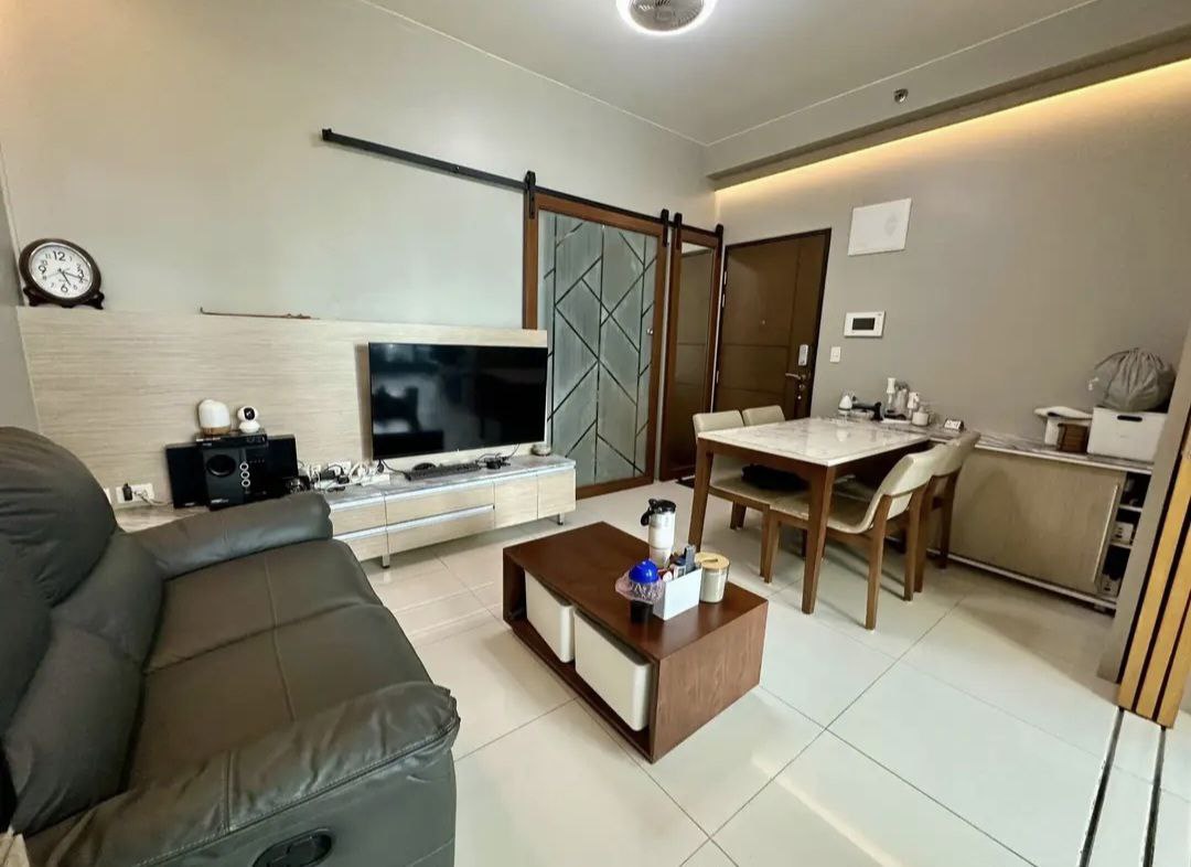 Apartment For Sale in Bonifacio Global City