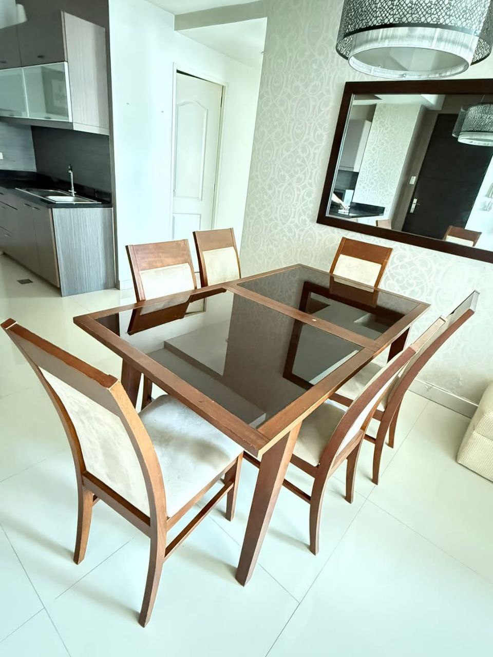 SAPPHIRE RESIDENCES