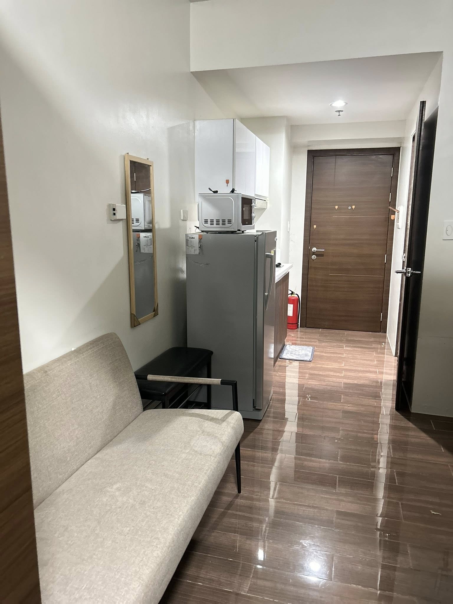 AIR RESIDENCES